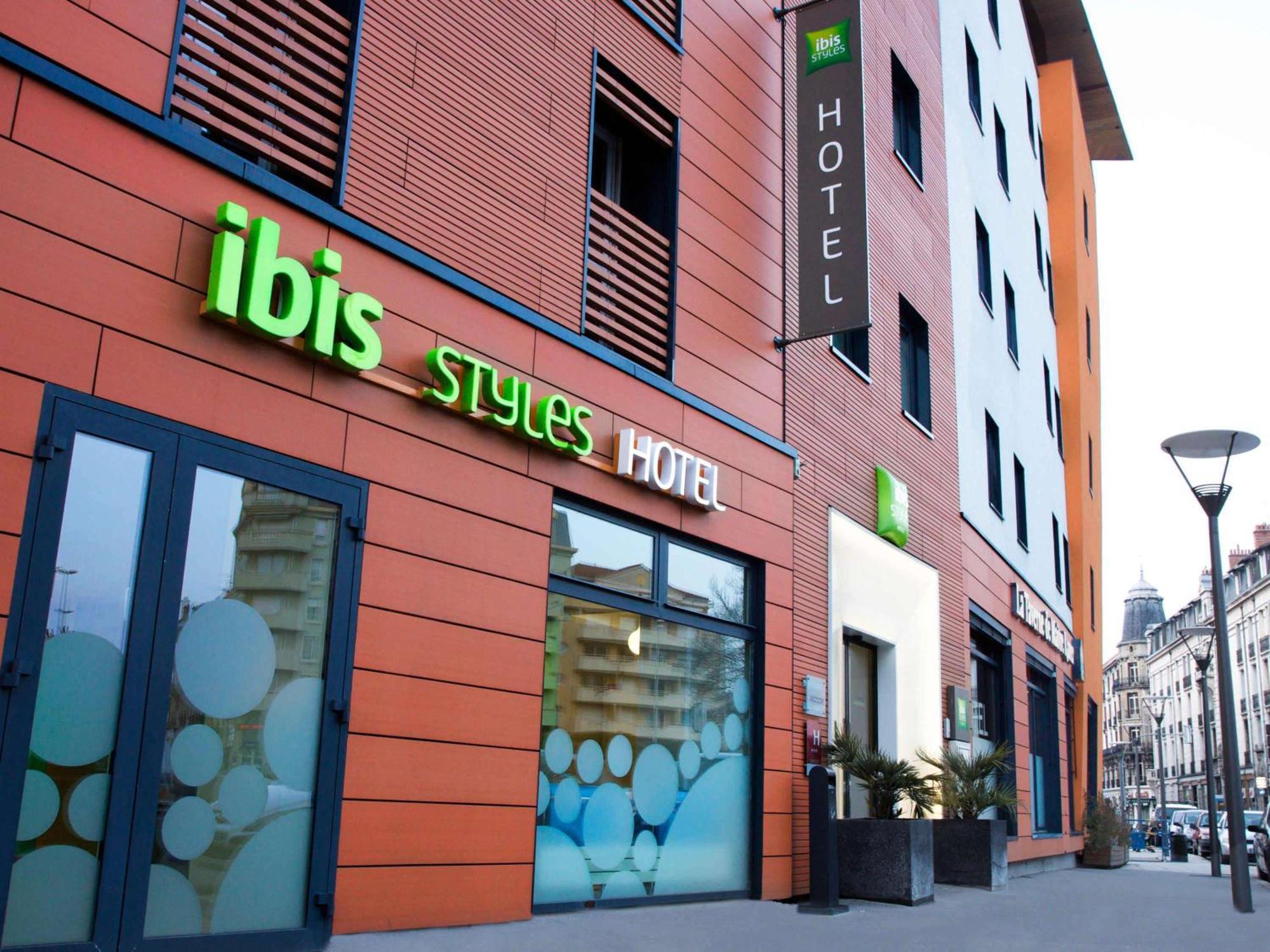 Ibis Styles Le Puy En Velay Hotel Ngoại thất bức ảnh