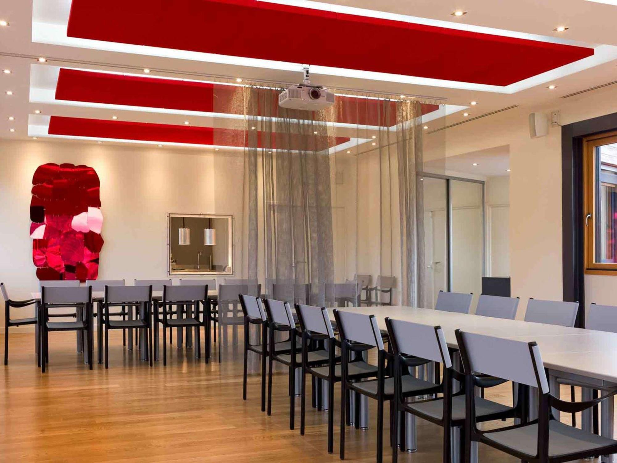 Ibis Styles Le Puy En Velay Hotel Ngoại thất bức ảnh