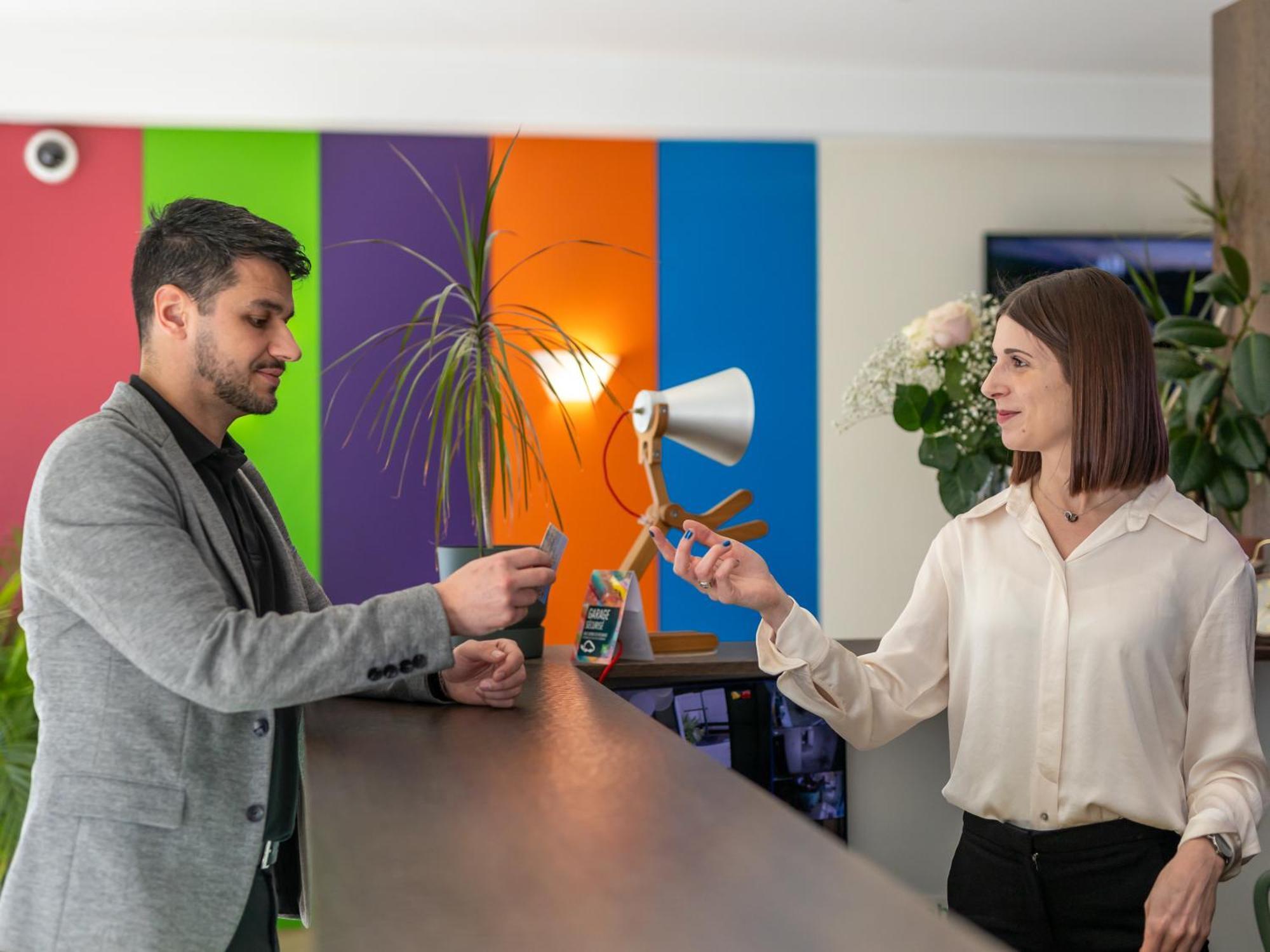 Ibis Styles Le Puy En Velay Hotel Ngoại thất bức ảnh