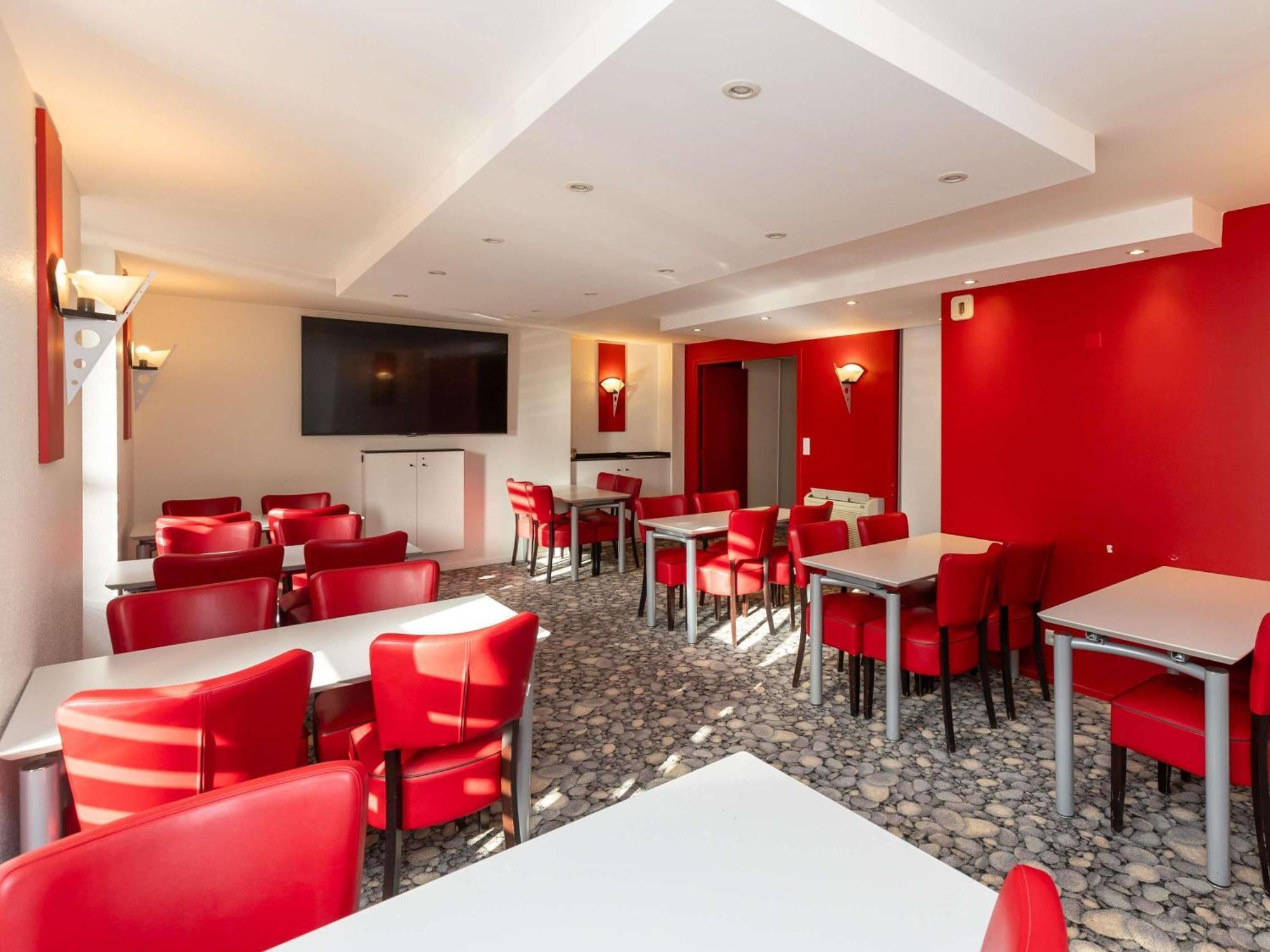Ibis Styles Le Puy En Velay Hotel Ngoại thất bức ảnh